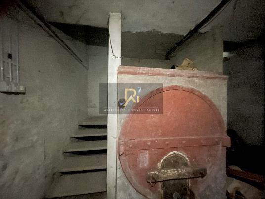 Documento con foto (< 1 Mb)