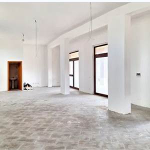 Negozio in vendita, p.zza unita d'italia, n. 7, Piazza Armerina