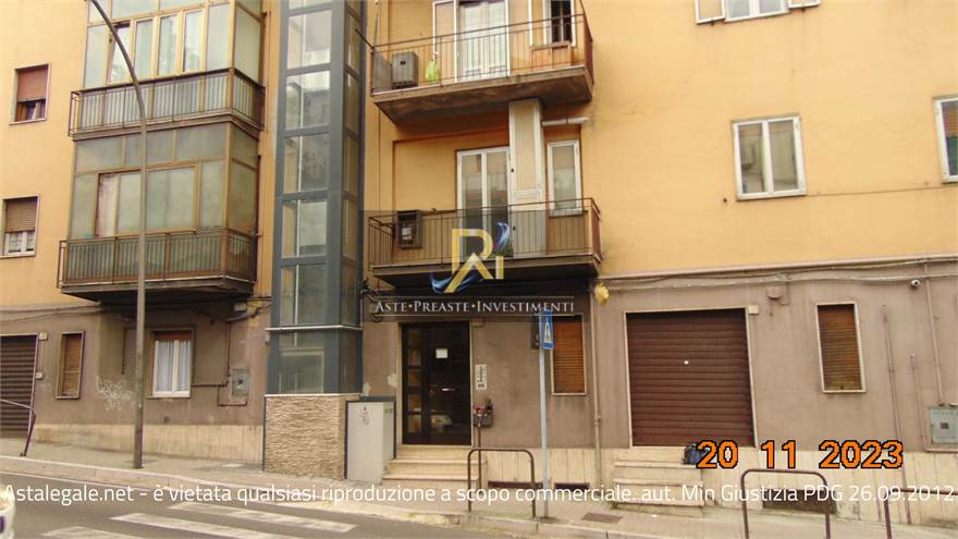 Documento con foto (< 1 Mb)