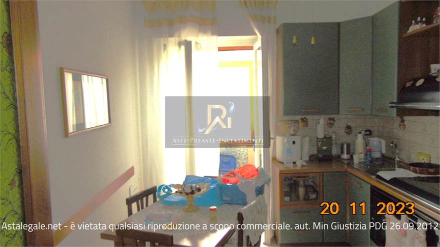 Documento con foto (< 1 Mb)