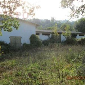 Magazzino in vendita, strada di Rubbiano, Spoleto