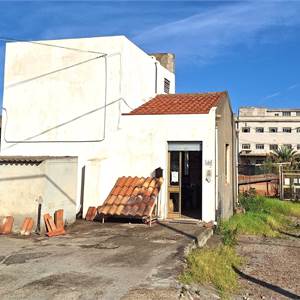 Hut for sale, Via Nazionale, N. 2, Valdina