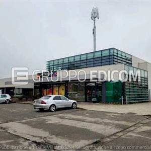 Commercial Premises / Showrooms for sale, Lungotanaro magenta n. 25, Alessandria