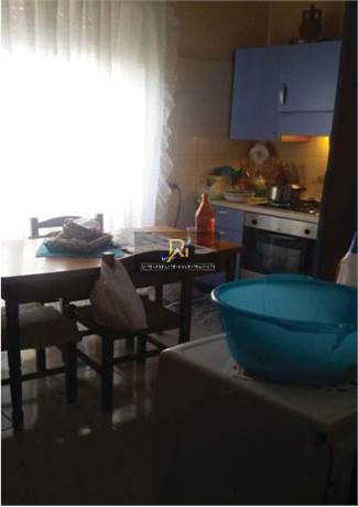 Documento con foto (< 1 Mb)