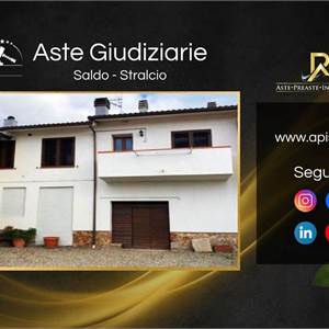 Appartamento in vendita, via dell'Ingegnere, 19, Roccastrada