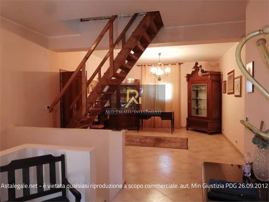 Documento con foto (< 1 Mb)