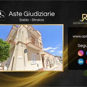 Appartamento in vendita, Via Alessandro Manzoni, 142, Rosolini