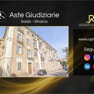 Appartamento in vendita, Piazza Giuseppe Garibaldi, 12, Chieti