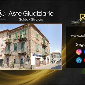 Appartamento in vendita, Piazza della Rocca, 27, Vetralla