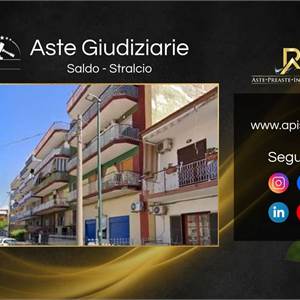 Appartamento in vendita, Via Luigi Piscettaro, 70, Napoli