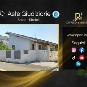 Villetta schiera in vendita, Via pietro romani, 43, Roma