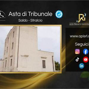 Villa for sale, Via Gentile, Bari