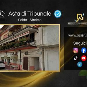 Apartment for sale, Piazza Oriani, Locri