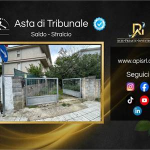 Appartamento in vendita, Via Luigi Oggiano, 48, Nuoro