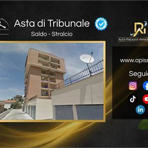 Appartamento in vendita, Via Ugo Ferroni, 15, Viterbo