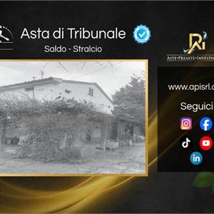 Appartamento in vendita, Contrada Cerrone Varco, 73, Loro Piceno