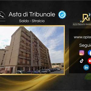 Appartamento in vendita, Via Raffaele Gorjux, 19, Bari