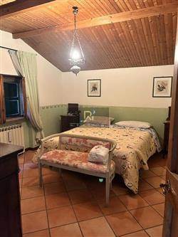 Documento con foto (< 1 Mb)