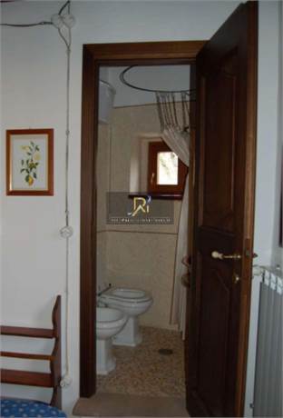 Photo 36
