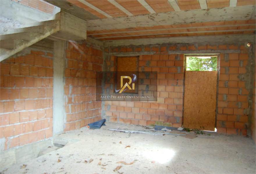 Photo 51