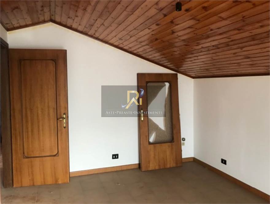 Photo 34