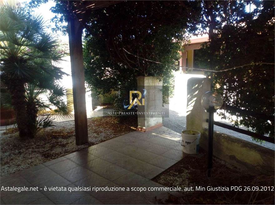 Photo 28