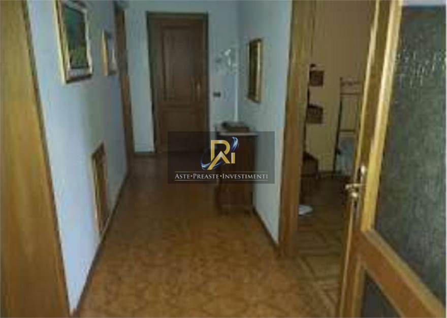 Photo 51
