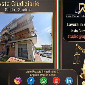 Appartamento in vendita, Via Aci Castello, 63, Roma