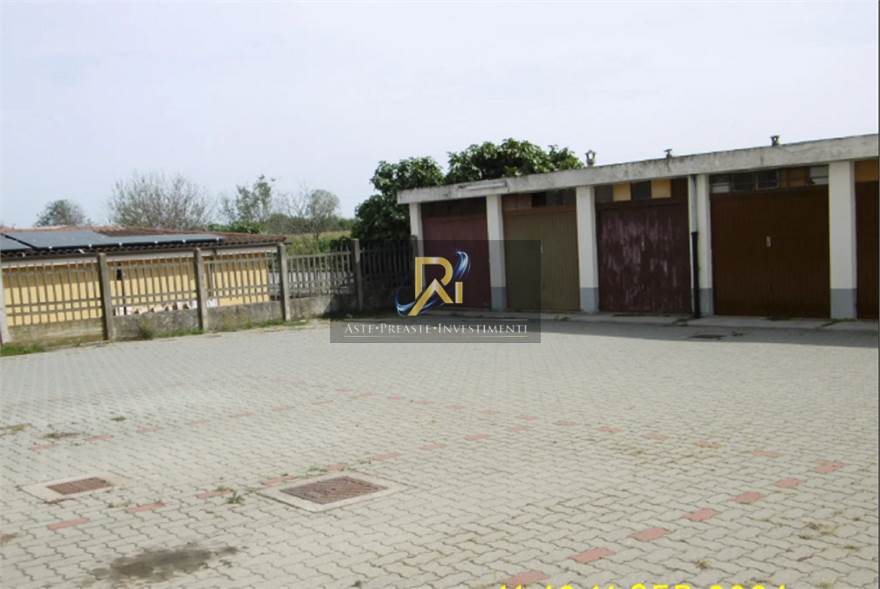 Photo 37