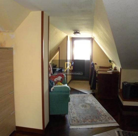 Photo 37