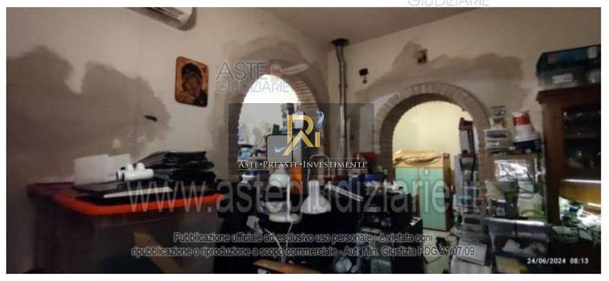 Photo 37