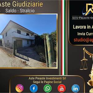 Appartamento in vendita, Via delle Primule, 2, Crotone