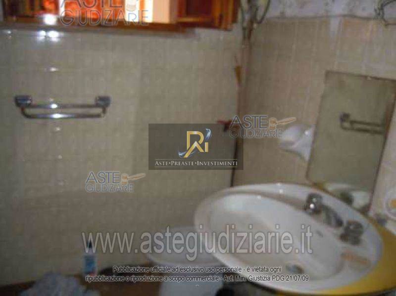 Photo 35