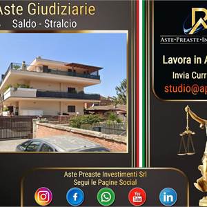 Appartamento in vendita, Via Torrile, 44, Roma