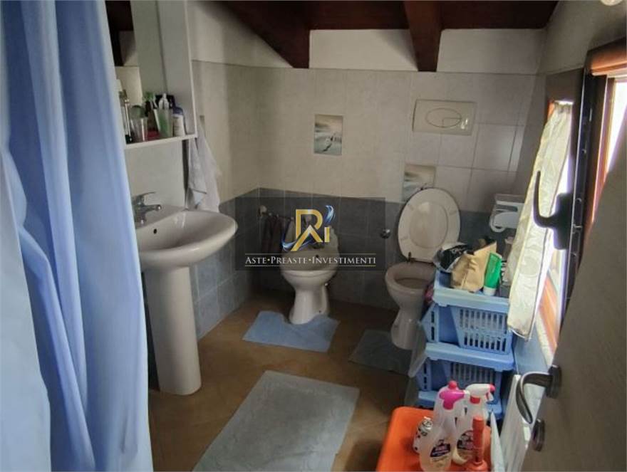 Photo 37
