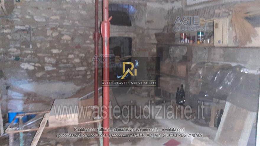 Photo 37