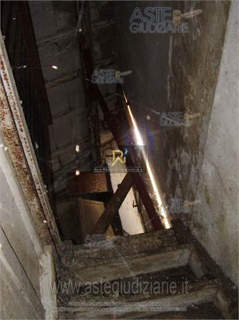 Photo 33