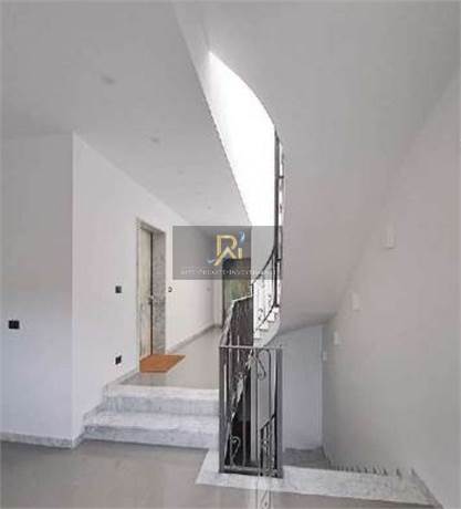 Photo 51