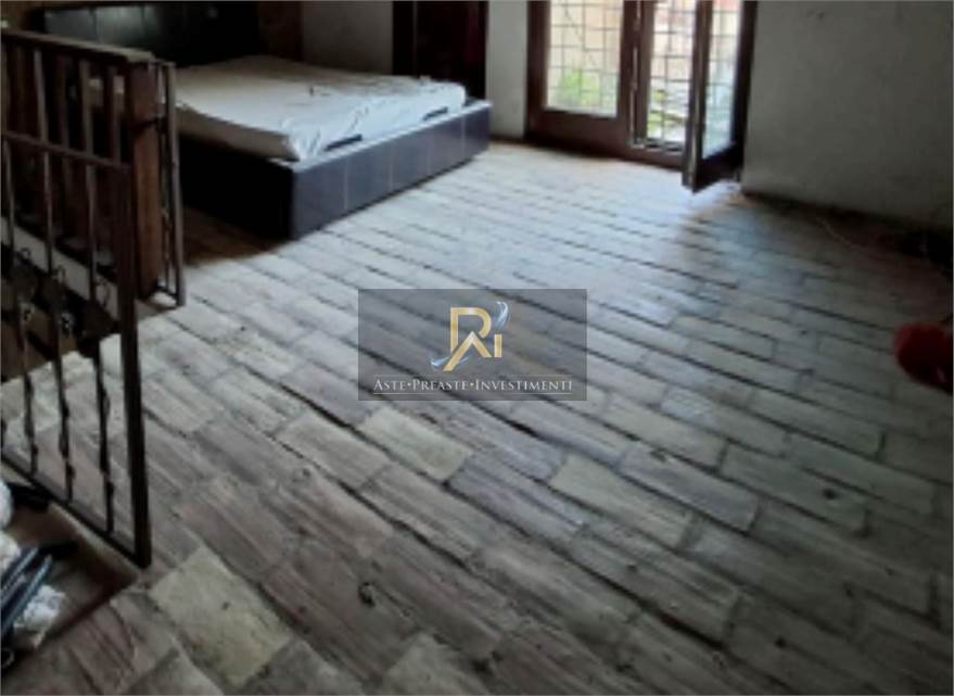 Photo 31