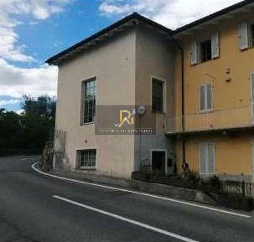 Photo 34