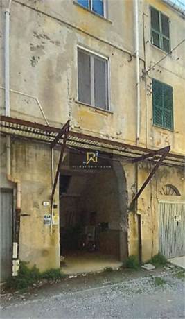 Photo 33