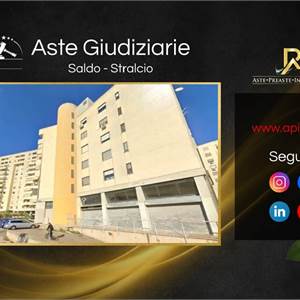 Appartamento in vendita, piazza G.B. Tedesco, 10, Taranto