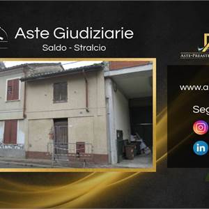 Appartamento in vendita, via Garibaldi, 12, Ferrera Erbognone