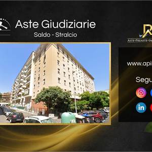 Appartamento in vendita, Via Lucrino, 43, Roma