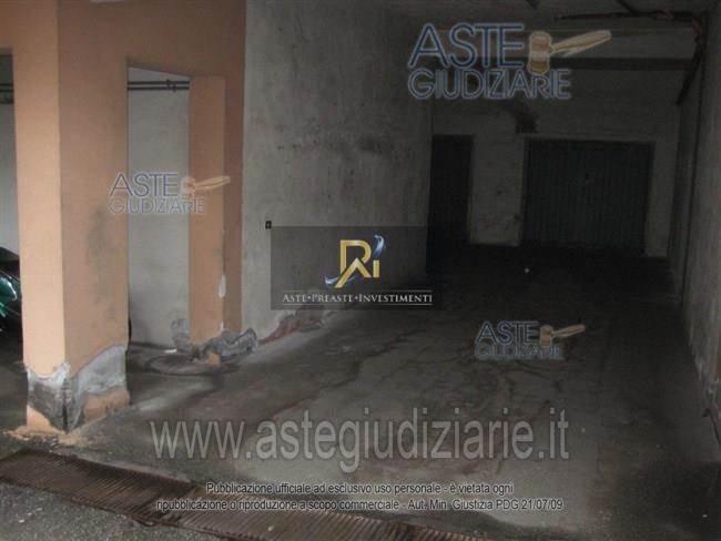 Photo 33