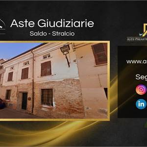 Appartamento in vendita, Via Montebello, 64, Sale