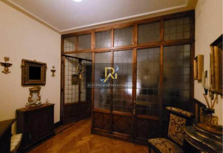 Photo 51