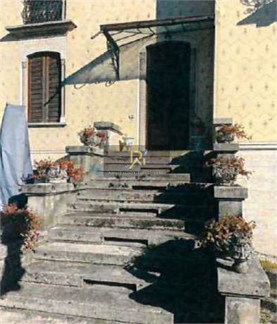 Photo 34