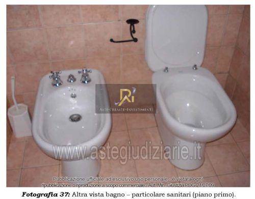 Photo 38