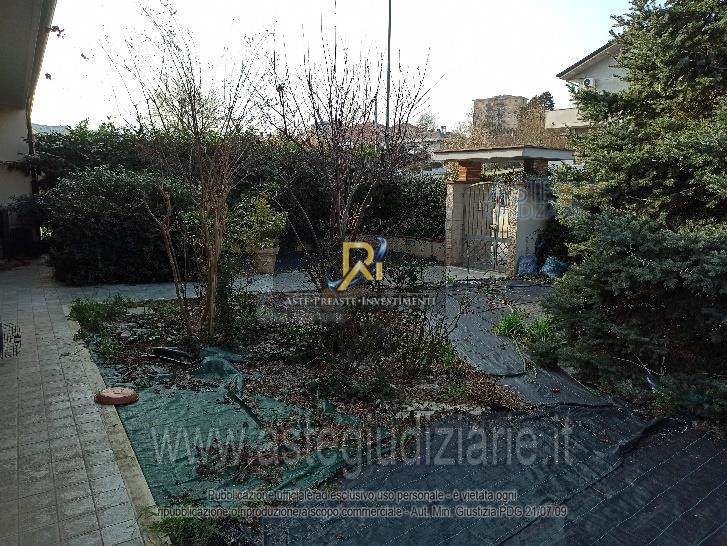 Photo 30